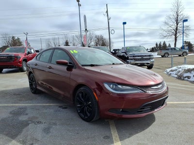 2016 Chrysler 200 S