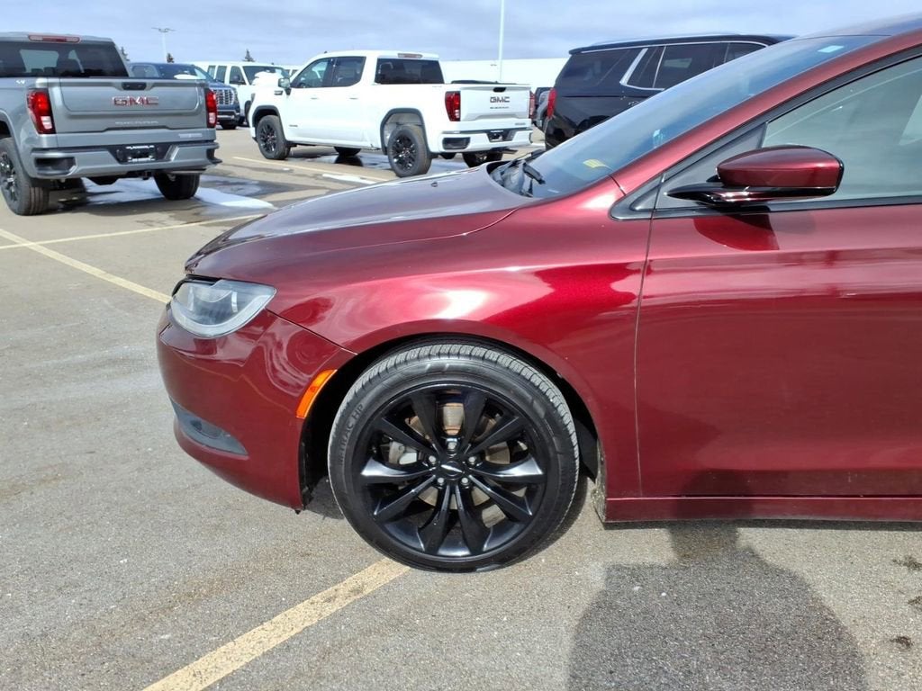 2016 Chrysler 200 S