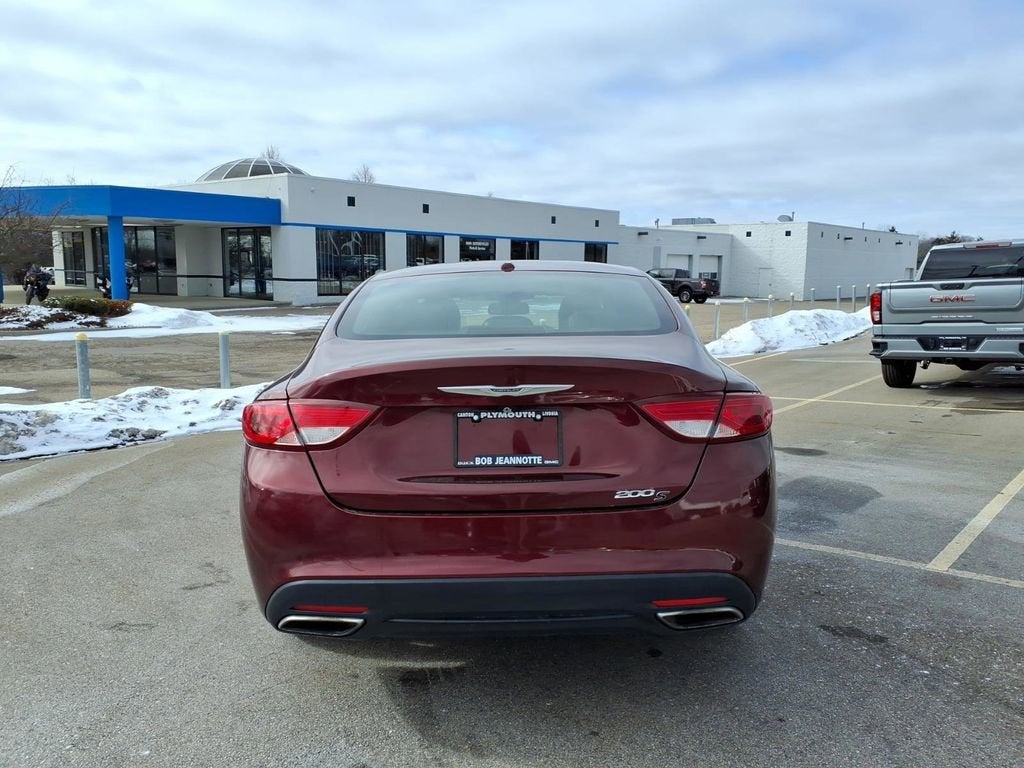 2016 Chrysler 200 S