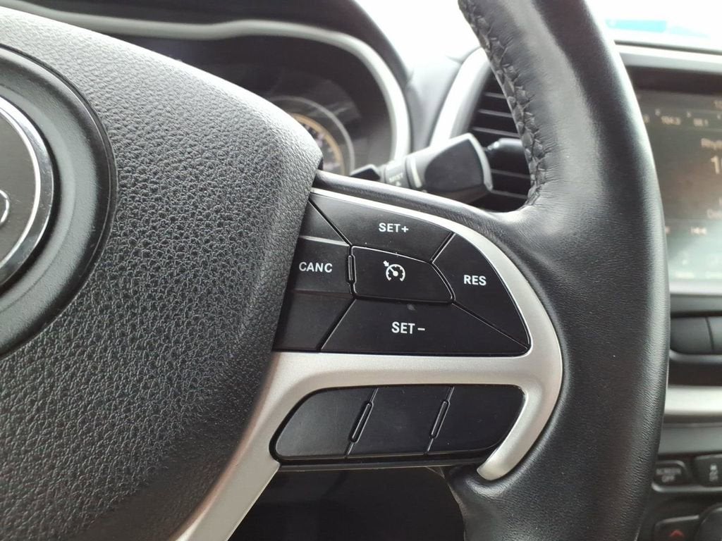 2018 Jeep Cherokee Overland