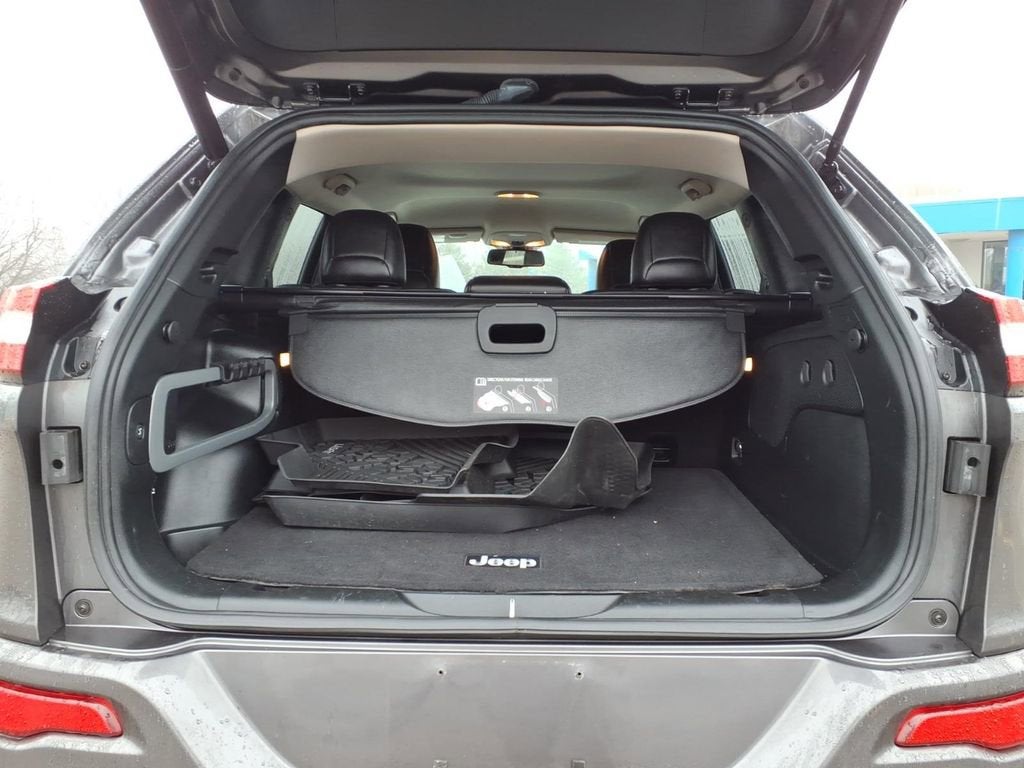 2018 Jeep Cherokee Overland