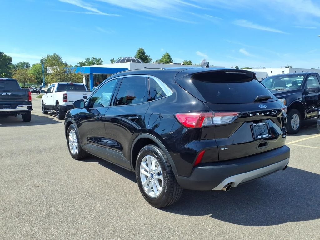 2020 Ford Escape SE