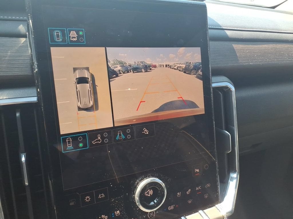 2024 GMC Acadia FWD Denali