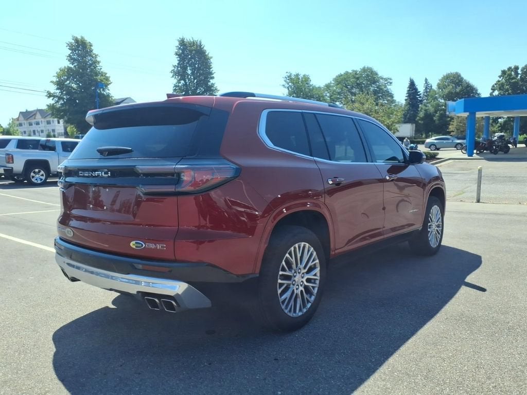 2024 GMC Acadia FWD Denali