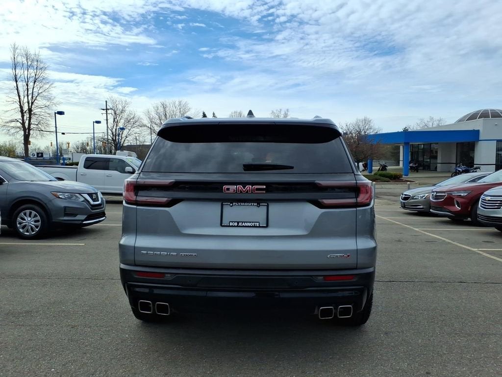 2024 GMC Acadia AWD AT4