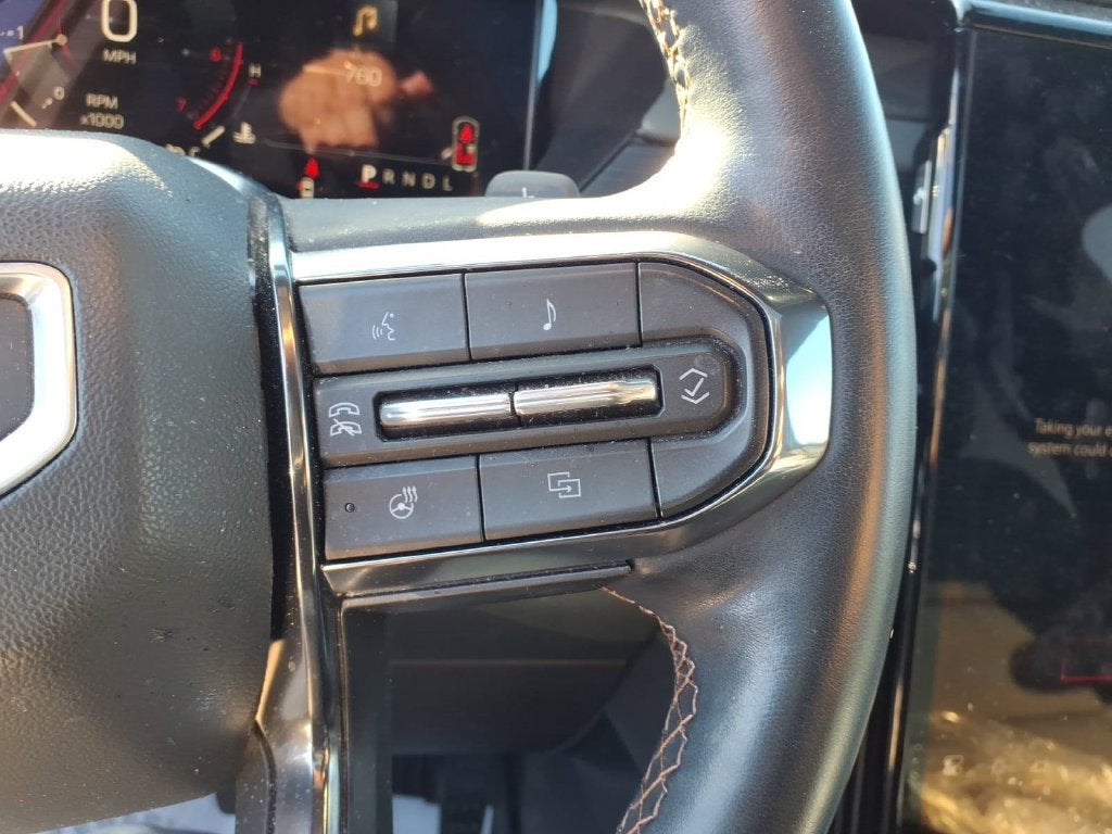2024 GMC Acadia AWD AT4