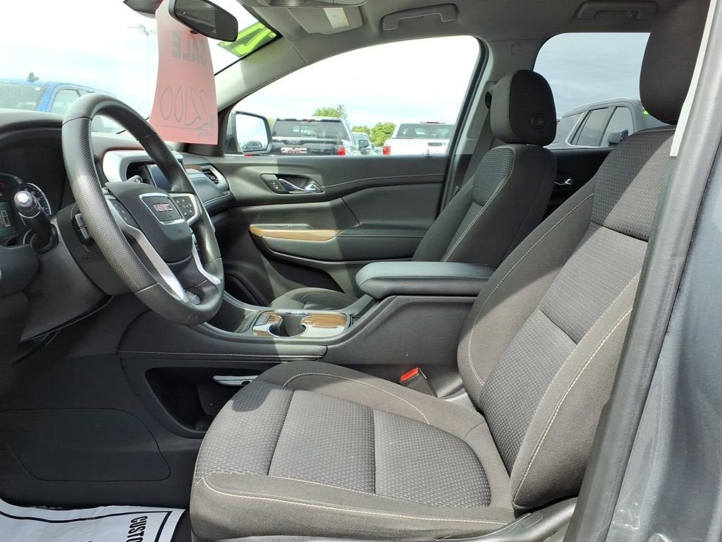 2021 GMC Acadia SLE