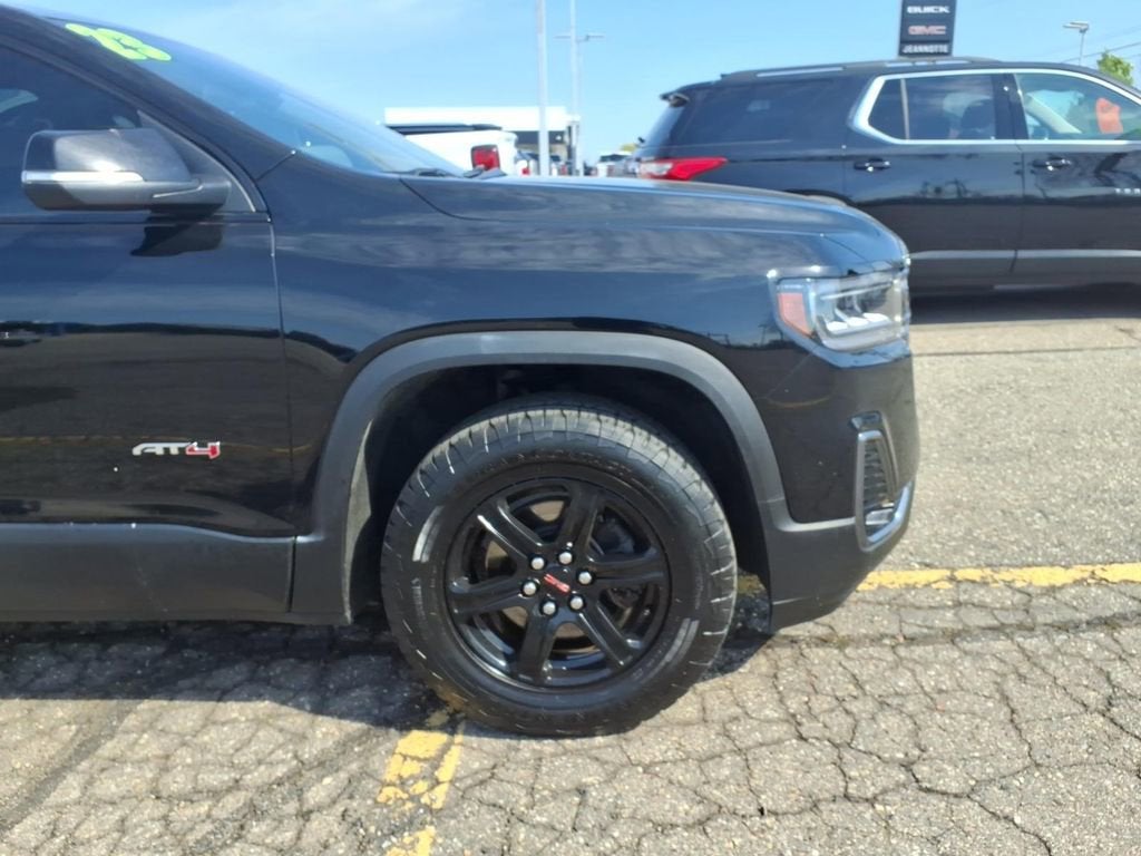 2023 GMC Acadia AT4
