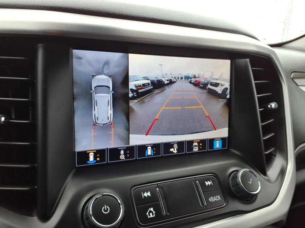 2023 GMC Acadia SLT