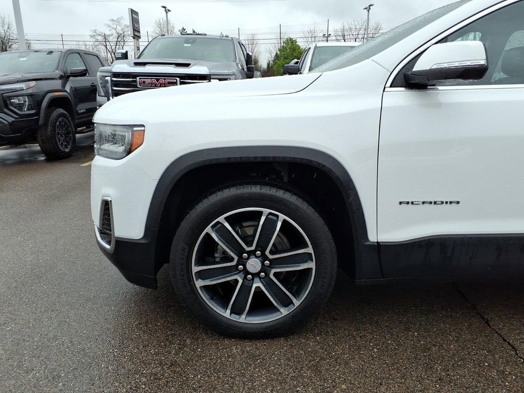 2023 GMC Acadia SLT