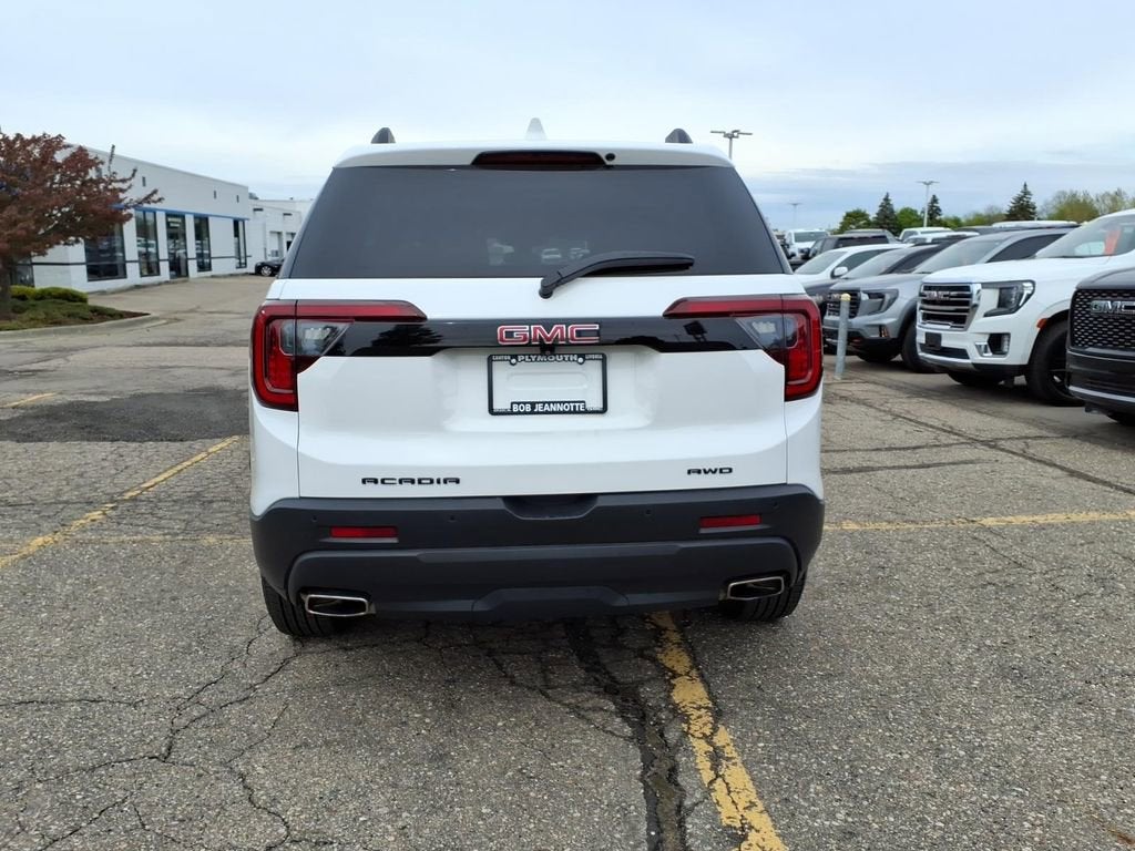 2023 GMC Acadia SLE