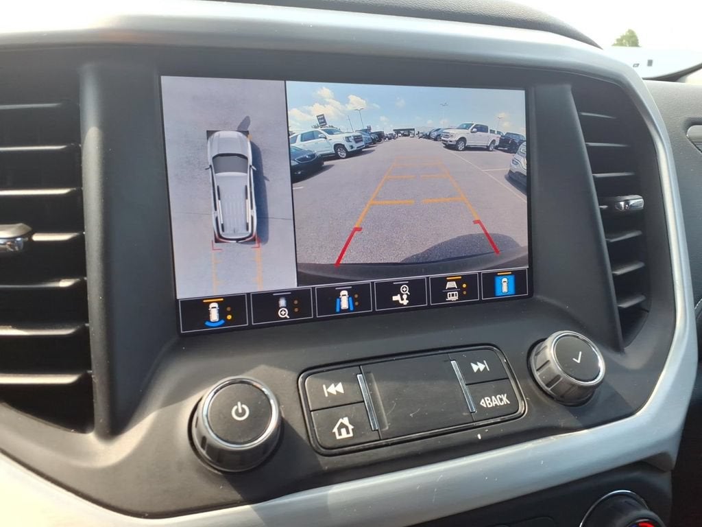 2023 GMC Acadia SLT