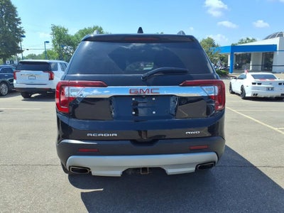 2023 GMC Acadia SLT