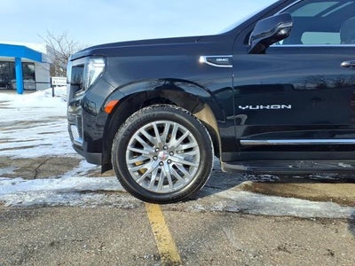 2023 GMC Yukon SLT