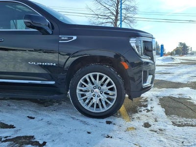 2023 GMC Yukon SLT