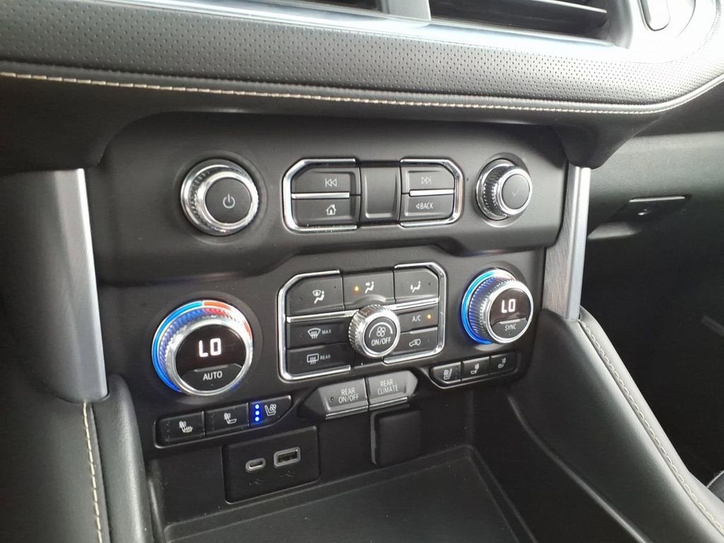2022 GMC Yukon SLT