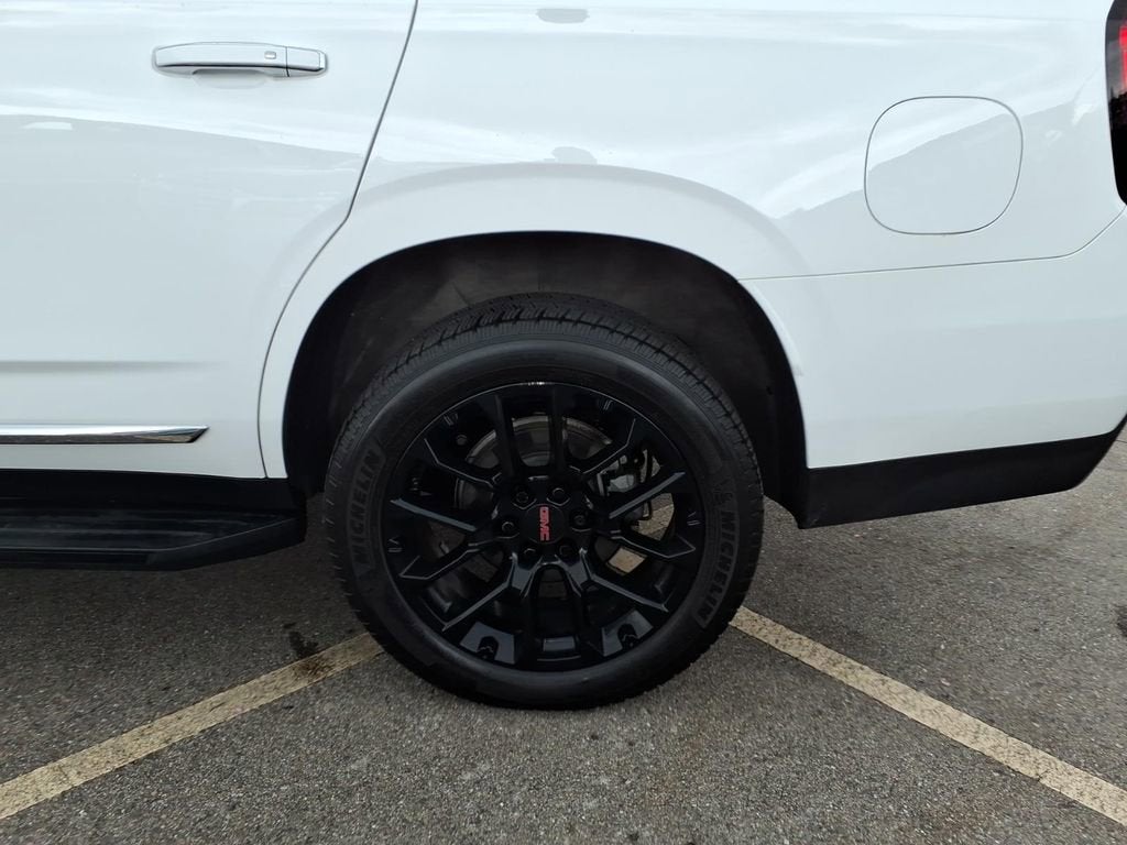 2022 GMC Yukon SLT