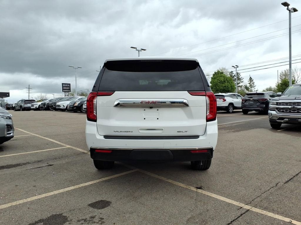 2022 GMC Yukon SLT