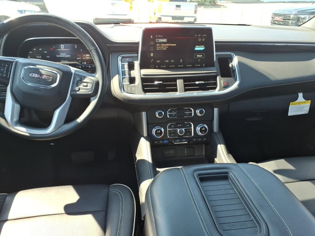2023 GMC Yukon SLT