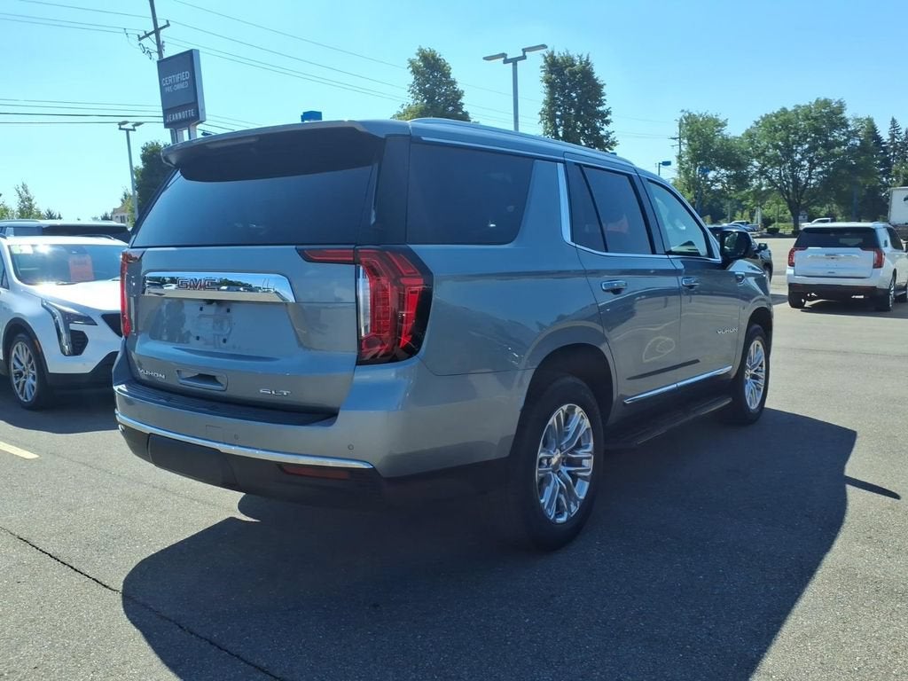2023 GMC Yukon SLT