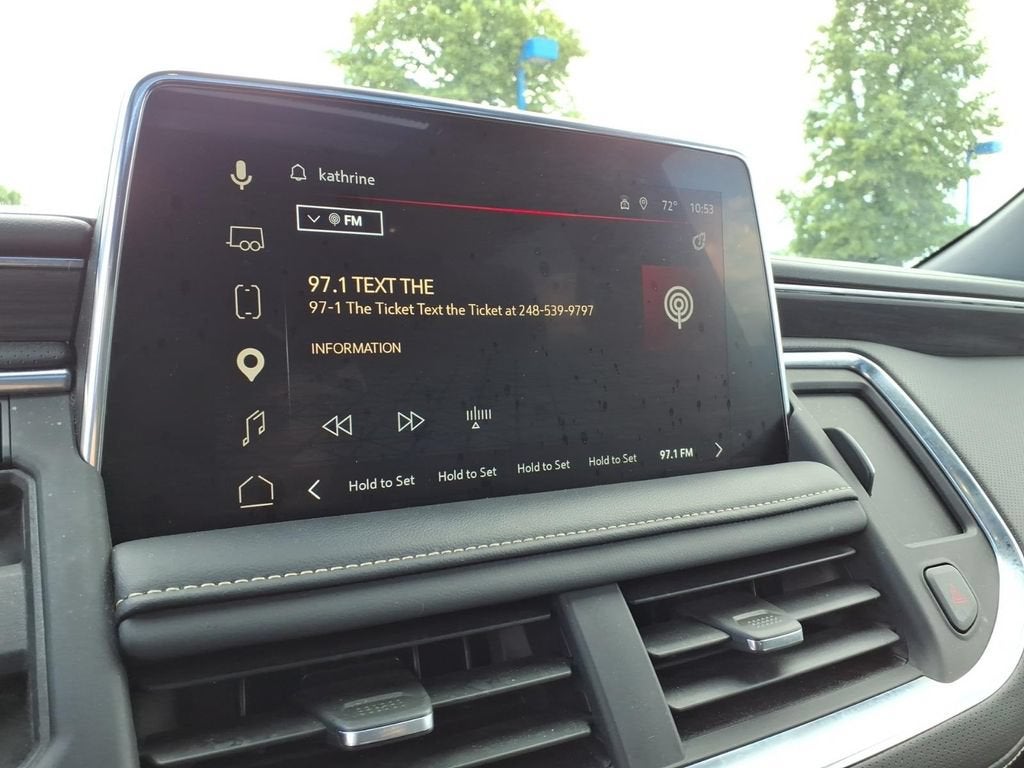2023 GMC Yukon SLT
