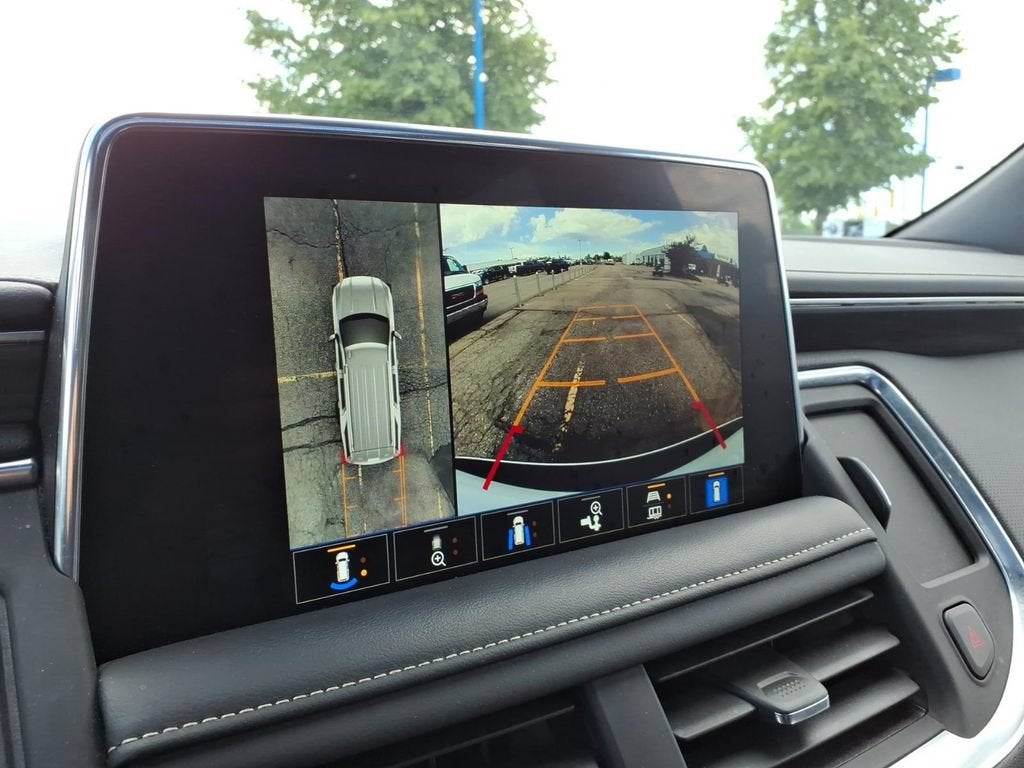 2023 GMC Yukon SLT