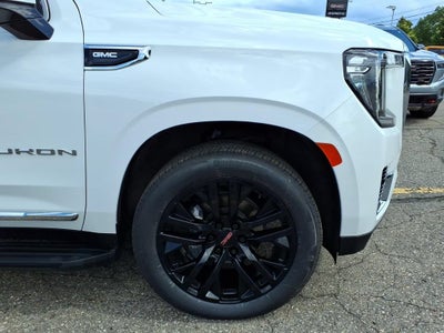 2023 GMC Yukon SLT