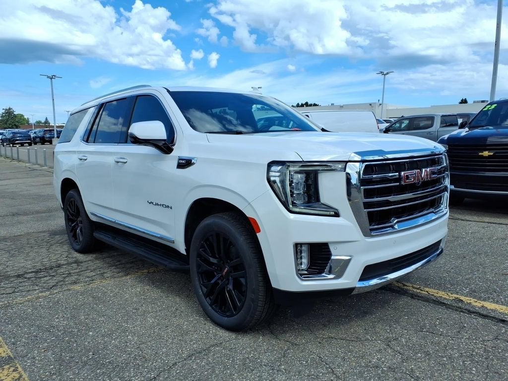 2023 GMC Yukon SLT