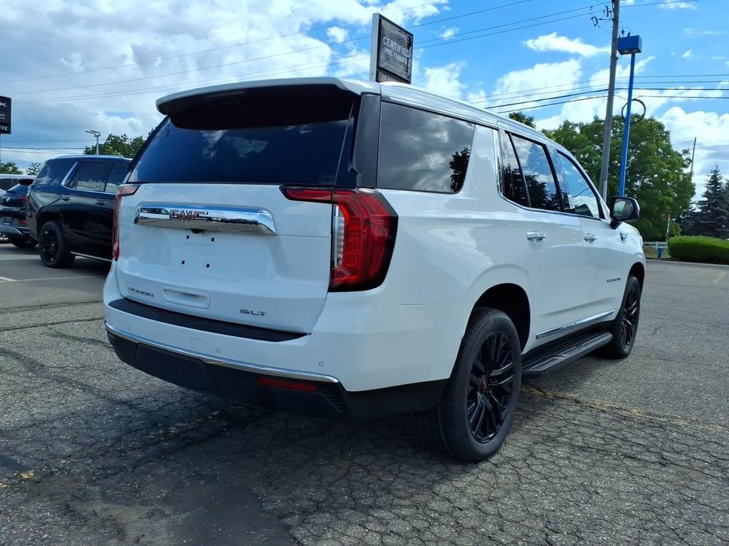 2023 GMC Yukon SLT