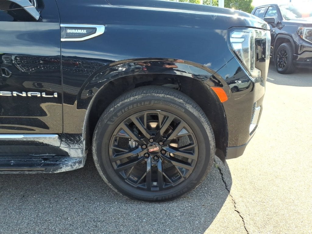 2022 GMC Yukon Denali