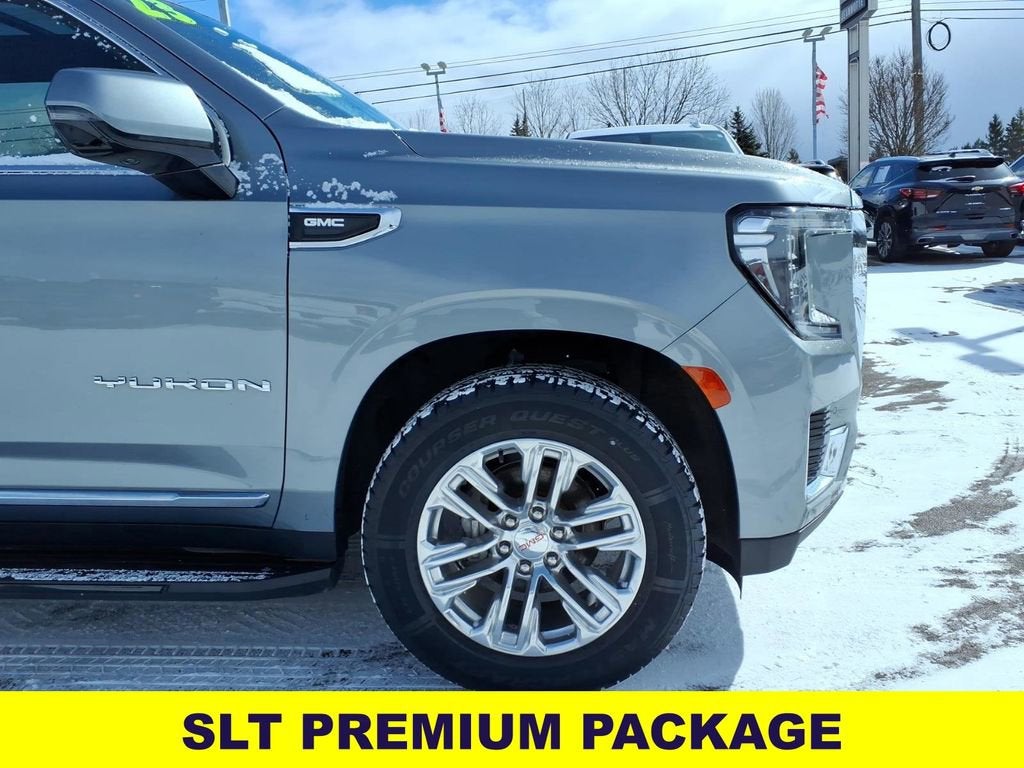 2023 GMC Yukon XL SLT