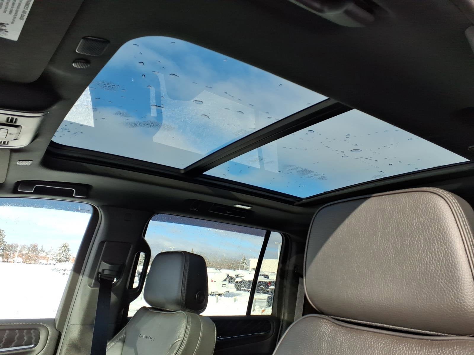 2023 GMC Yukon XL Denali