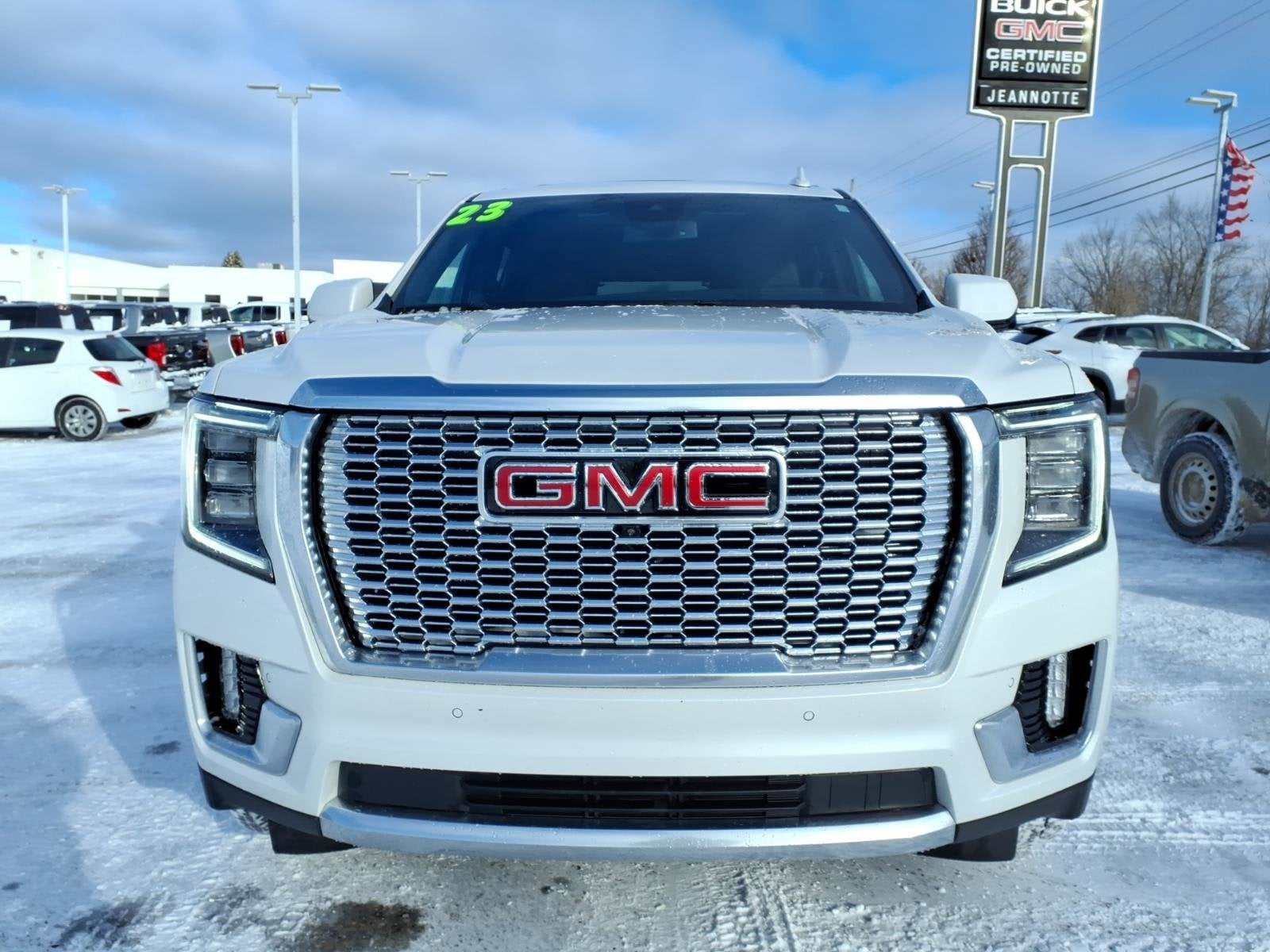 2023 GMC Yukon XL Denali