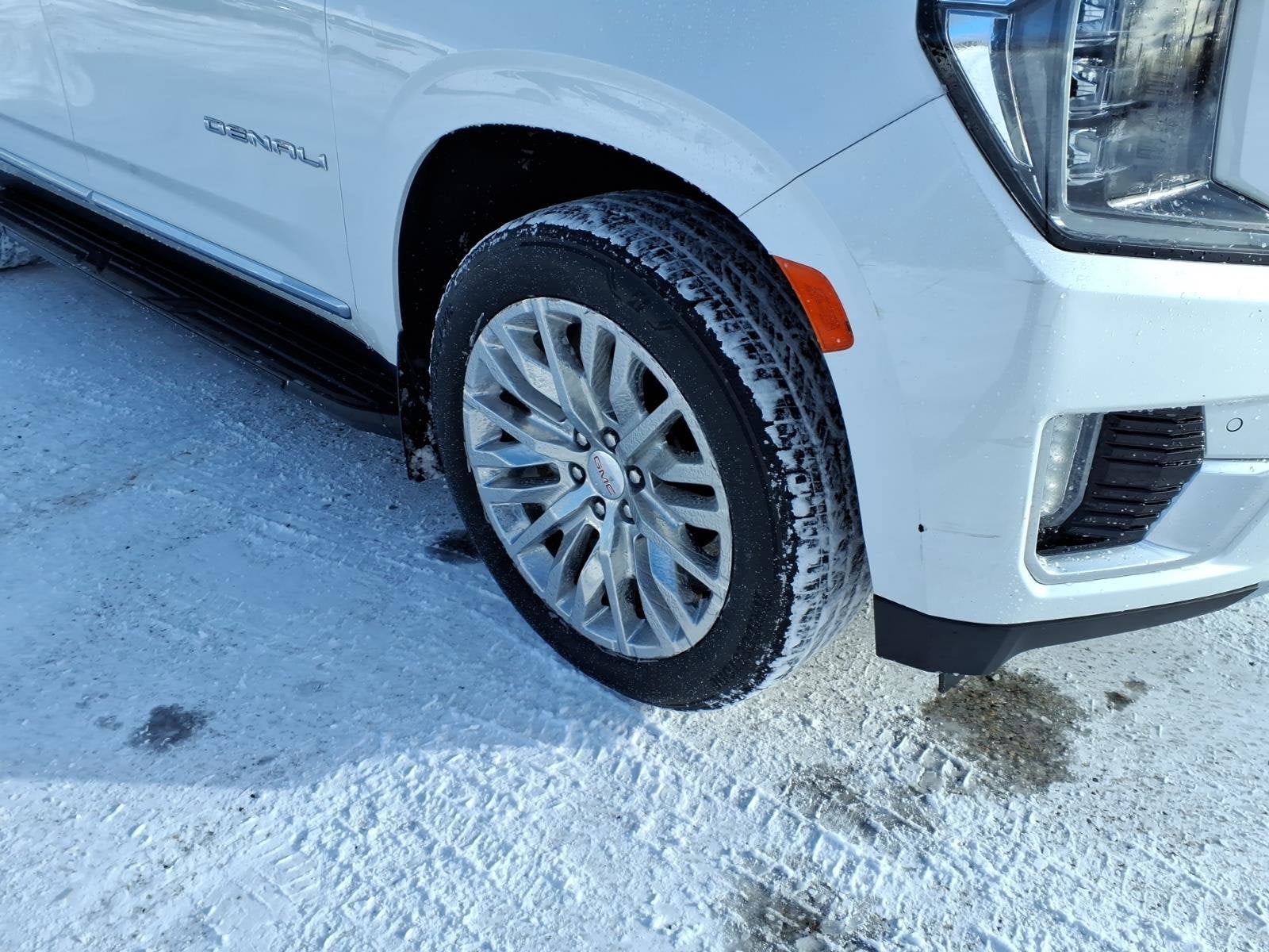 2023 GMC Yukon XL Denali