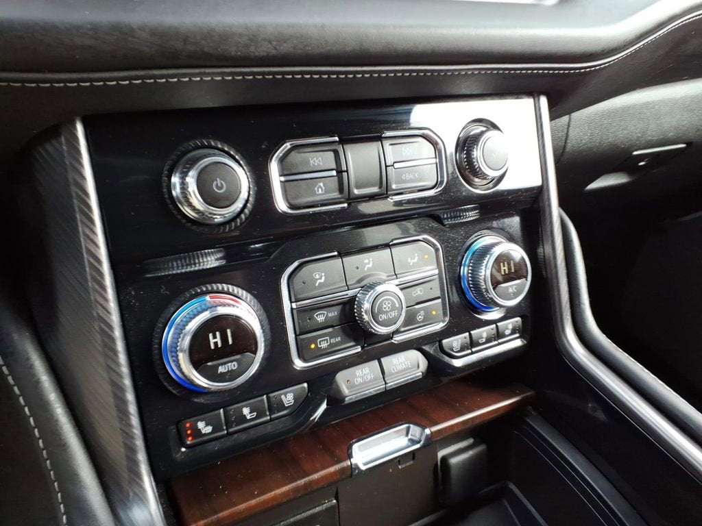 2023 GMC Yukon XL Denali Ultimate