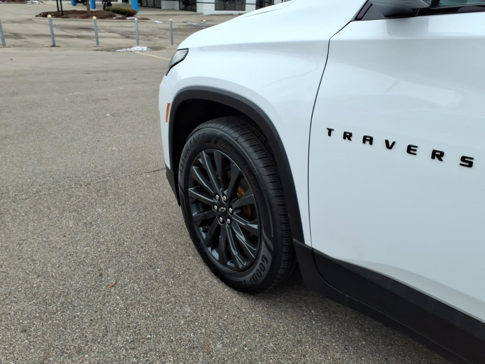 2023 Chevrolet Traverse RS