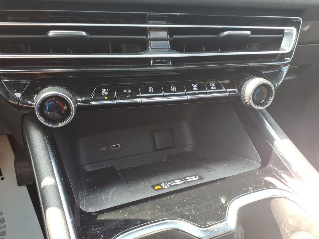 2024 Chevrolet Traverse AWD RS
