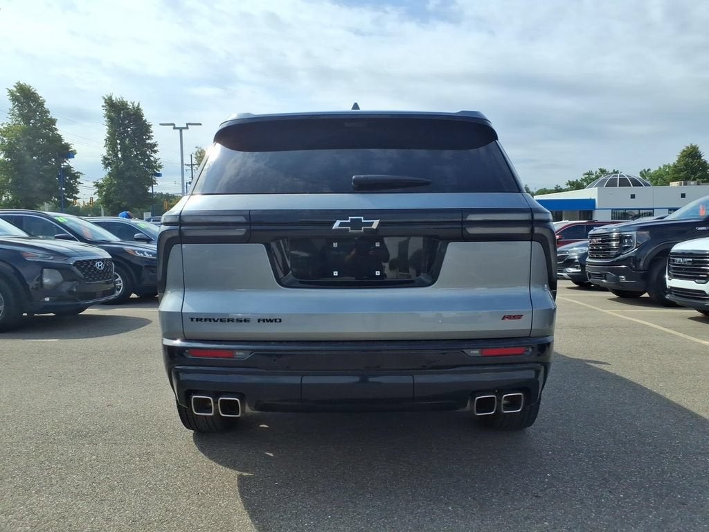 2024 Chevrolet Traverse AWD RS