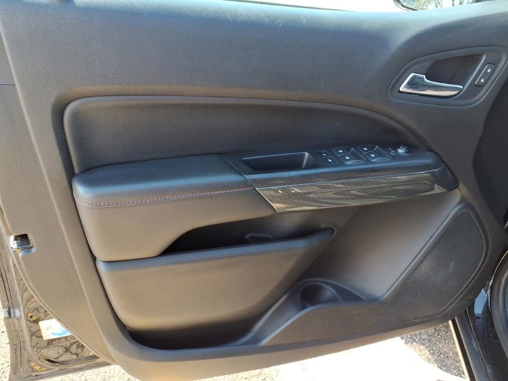 2017 GMC Canyon 4WD SLE