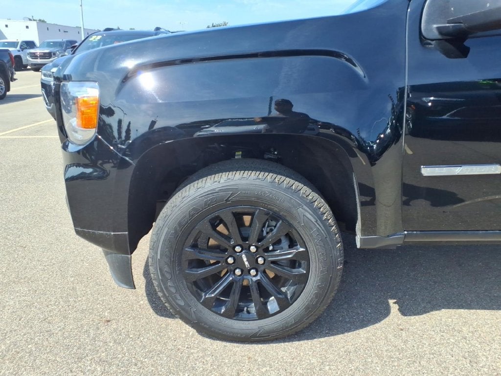 2022 GMC Canyon 4WD Elevation Standard
