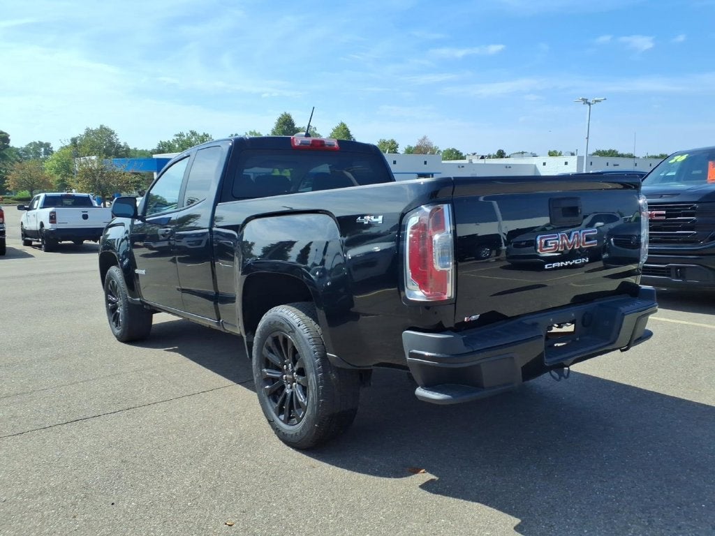 2022 GMC Canyon 4WD Elevation Standard