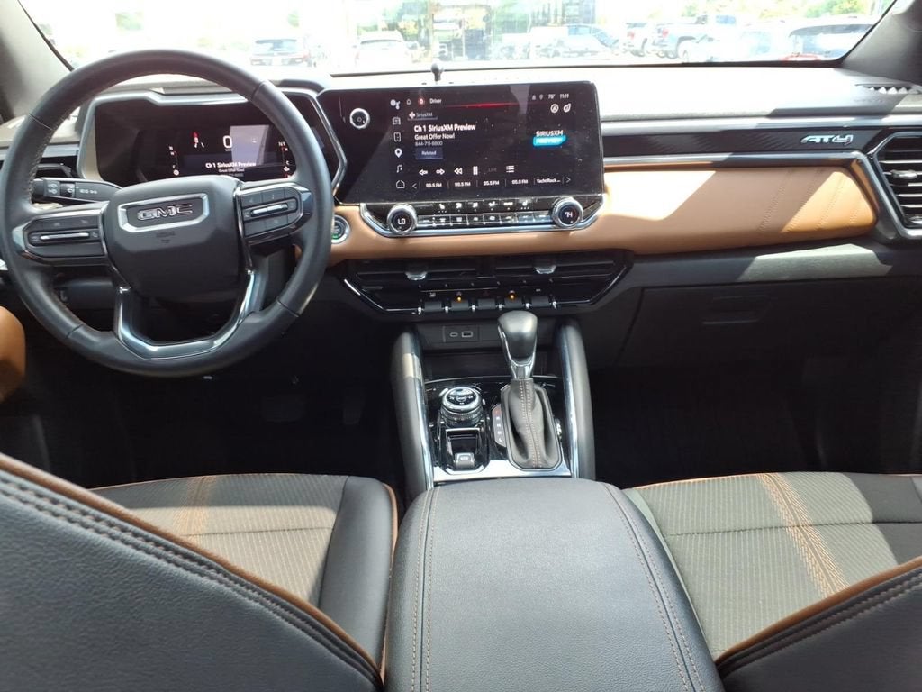 2023 GMC Canyon 4WD AT4