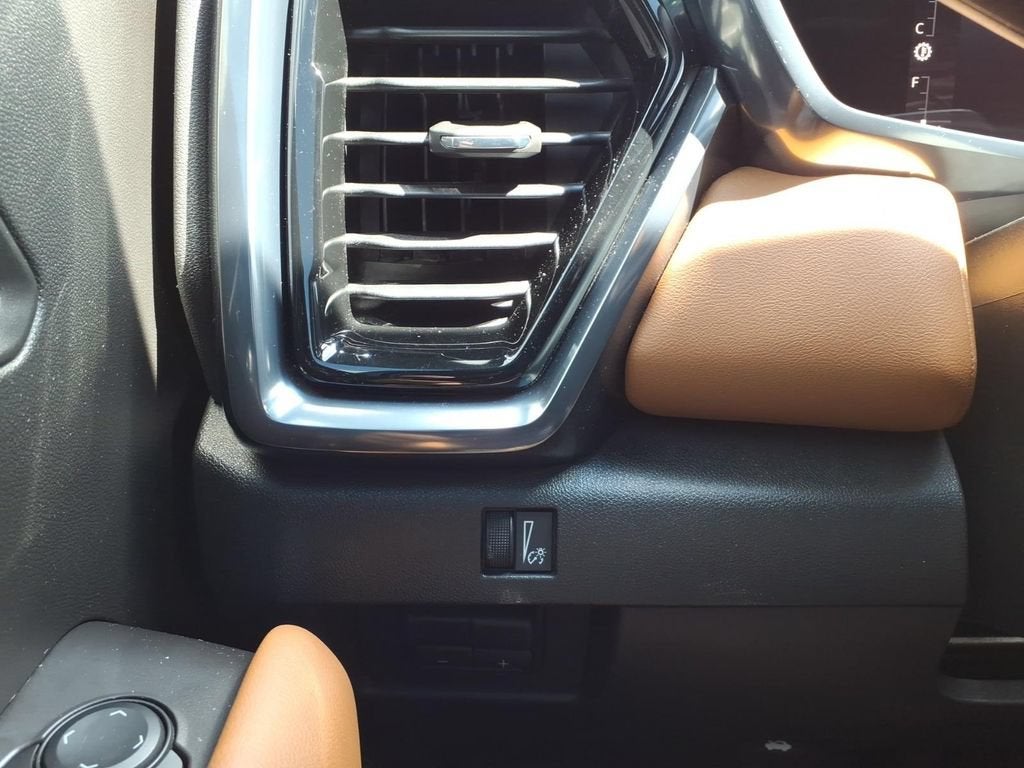 2023 GMC Canyon 4WD AT4