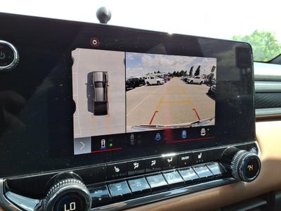 2023 GMC Canyon 4WD AT4