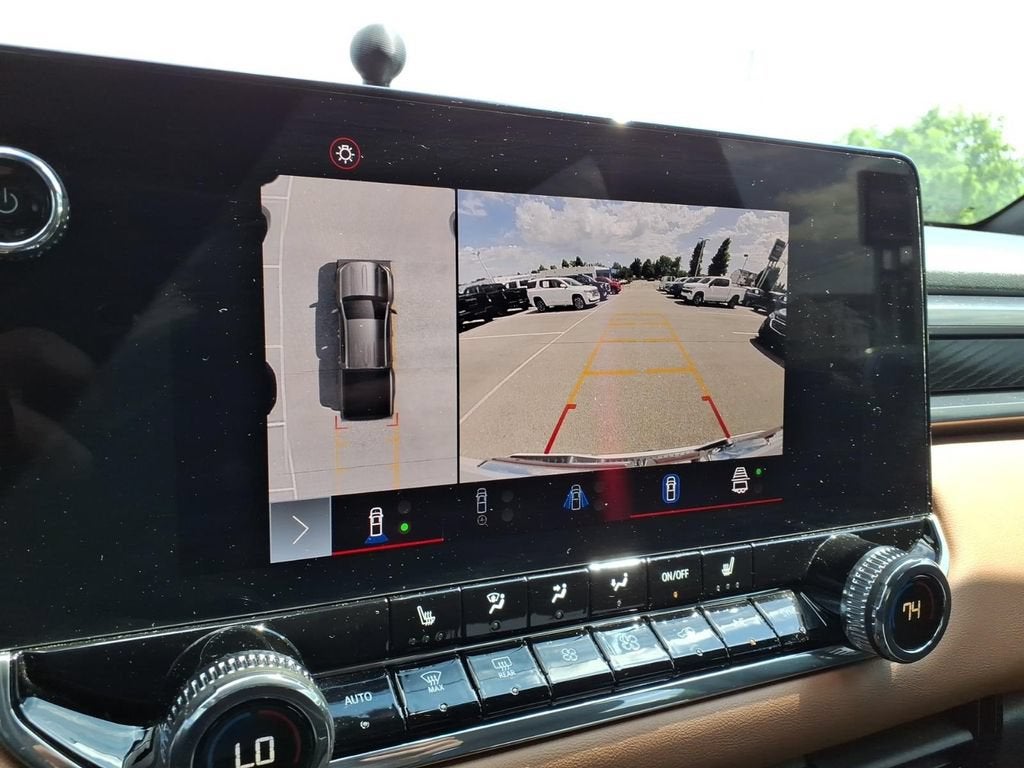 2023 GMC Canyon 4WD AT4