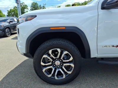 2023 GMC Canyon 4WD AT4
