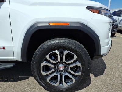 2023 GMC Canyon 4WD AT4