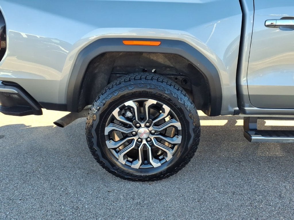 2024 GMC Canyon 4WD Denali