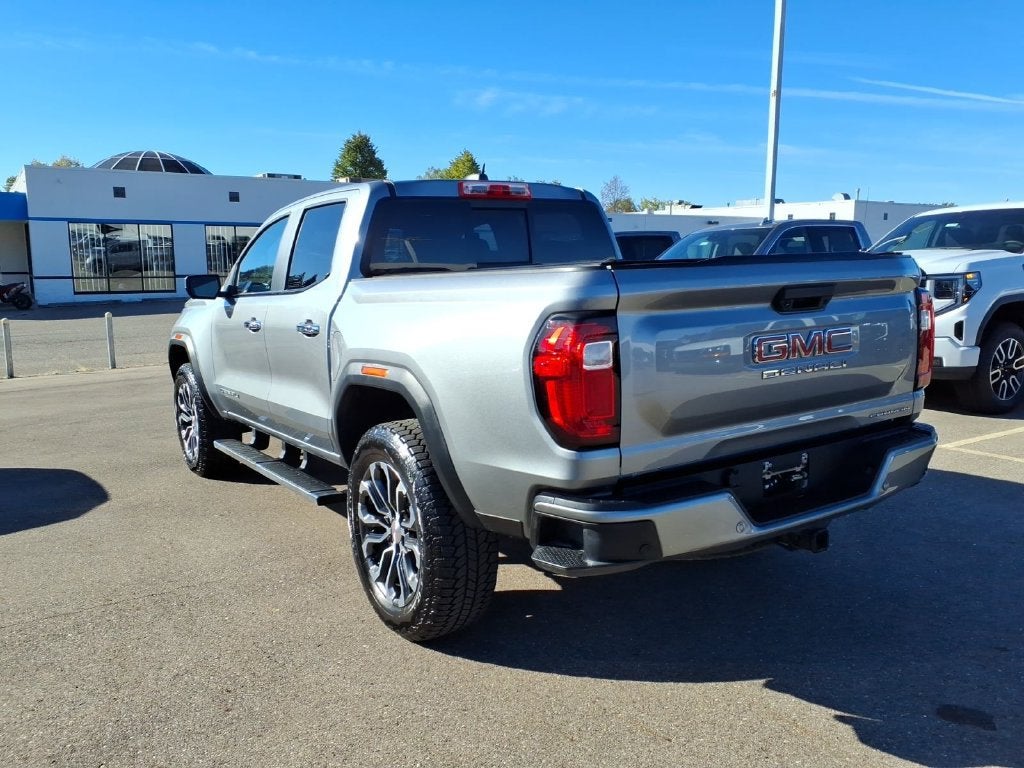 2024 GMC Canyon 4WD Denali