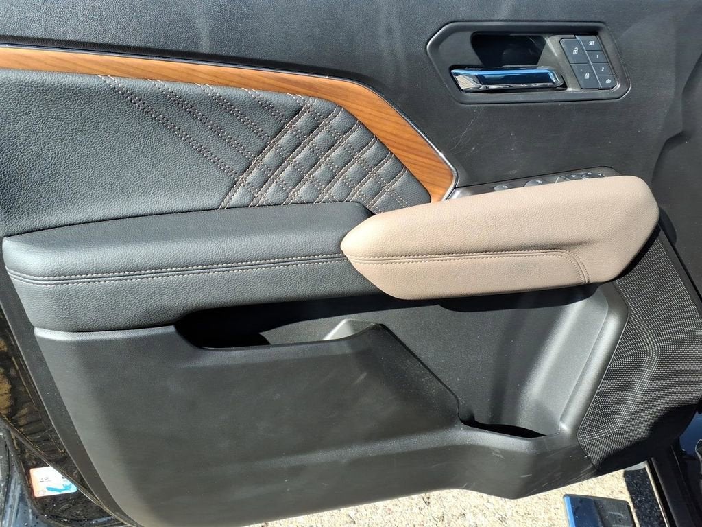 2024 GMC Canyon 4WD Denali